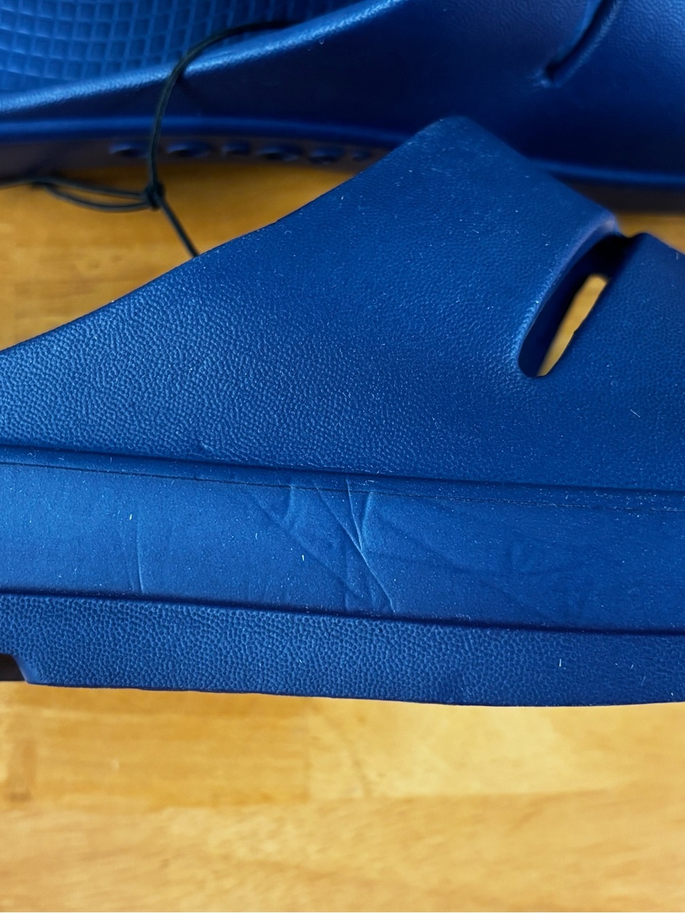 OOFOS Ooahh Navy Blue Slide Sandals Comfort Slip On Women’s 8, Men’s 6 - Picture 5 of 10